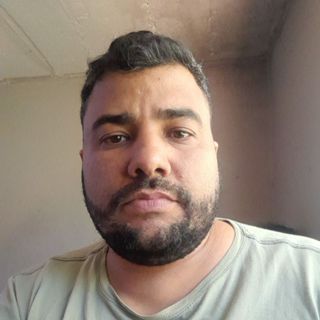 <strong>Carlos Rodríguez, 46 años – Bogotá</strong>